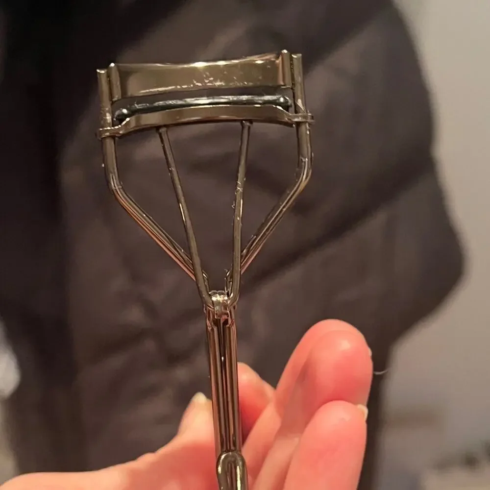 Laura mercier eyelash curler